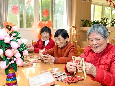 习近平总书记视频连线一周年，福州市社会福利院老人晒幸福