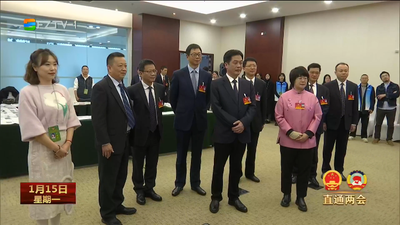 市领导看望市政协十四届三次会议驻会工作人员