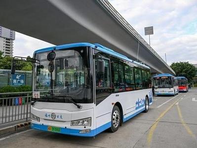 畅通高校学子返校路 福州开通机场专线、定制巴士