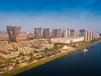 市政协举办党外委员视察活动