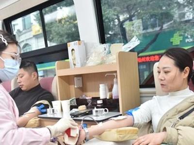 福州开展“奉献热血·红心向党”学雷锋无偿献血活动