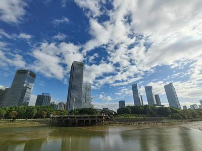 福州市政协委员：巾帼力量勇担当