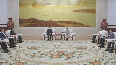 郭宁宁与长春市党政代表团座谈交流