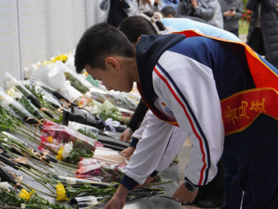 网络中国节·清明丨福州：百名青少年清明祭英烈