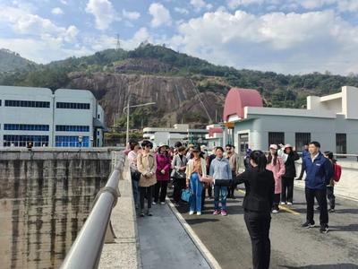 巾帼心向党 筑梦爱国情——市政协机关女干部“三八”节庆祝活动在闽清举行
