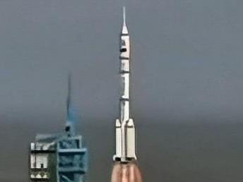 超燃！40秒回顾神舟飞天历程