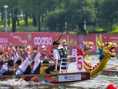 福州：赛龙舟迎端午“水上狂飙”超燃