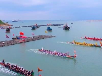 连江定海湾再现“四龙竞渡” 海上龙舟赛精彩纷呈将持续至31日
