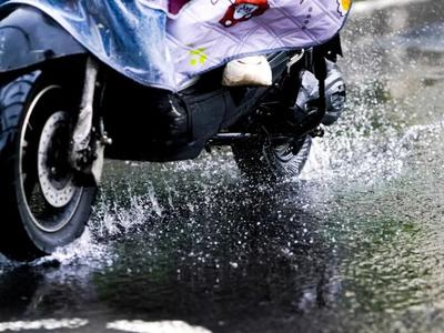 暴雨+大风！暴雨警报来了！福州家长们送考注意！