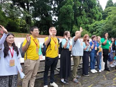 鼓岭缘·文化体验日记 | 26位中美少年，共绘20米长卷的“和平之约”