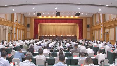 市委上半年工作会议召开 郭宁宁出席并讲话 吴贤德主持并点评部署 锚定目标 精准施策 奋勇争先 多作贡献 全力以赴完成全年目标任务