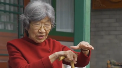 她是目前国内唯一健在的日籍八路军，在中国一待就是八十年