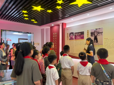 薪火相传：鼓楼少年聆听抗战英烈故事，争做红色精神传承者