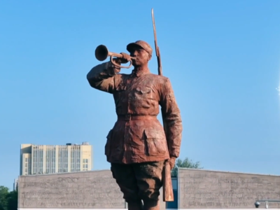 刻在骨血里的信仰！新四军老兵一开口，全是烽火岁月的呐喊