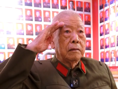 百岁老兵重唱战歌，字字铿锵！