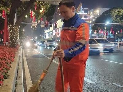 假期6377名环卫工人守护福州“颜值”