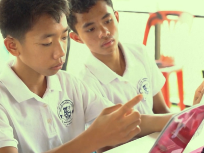 于无声处，这位老挝听障学校校长的心愿被全世界看见