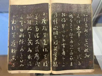 吴石将军旧藏珍本在榕展出
