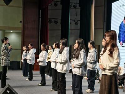 侨智发展大会志愿者礼仪集训