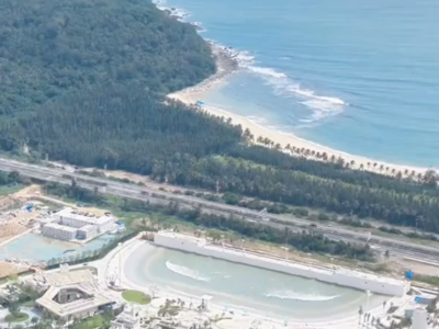 ​人工造浪 想冲就冲