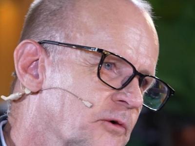 外国人骑行感受绿色发展的北京