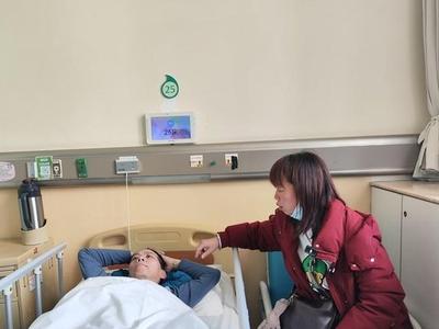 “煎饼叔叔”住进省立医院治疗 多次感谢榕城热心人