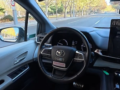 ​北方落叶竟成“拦路虎”？无人驾驶能否经受住考验？