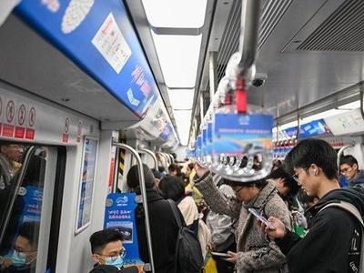 福州市开通高校毕业生服务品牌专列