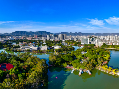 福州西湖水生态系统构建入场施工 四大手法为西湖“生态美颜”