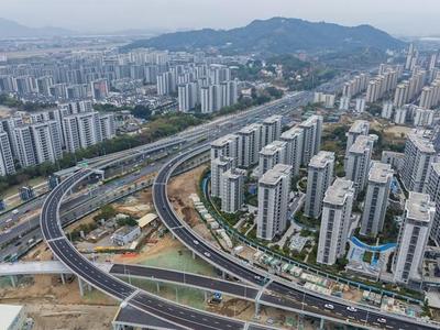 二环路快速通道实现双向通行