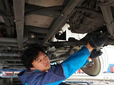 “05后”“公交医生”的首次春节值守