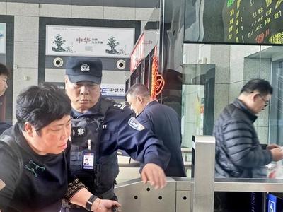 铁路民警黄文水的第40个春运