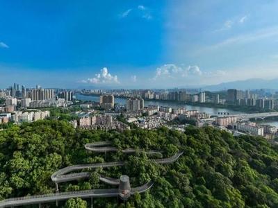 爱国主义教育 点亮“开学第一课”