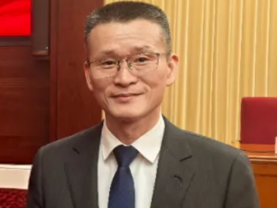 全国人大代表蔡金钗：立行业标杆 献代表良方