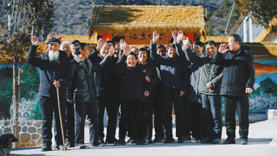 秦海松和他的26个家