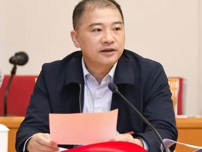 全国人大代表吴小颖：把“履职答卷”写在劳动者心坎上