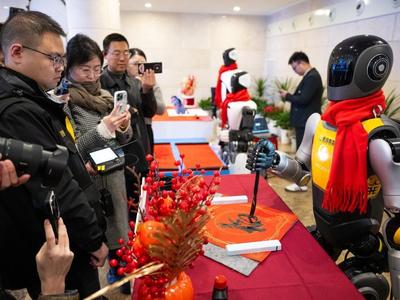 从一线到会场！约5000名代表委员赴盛会