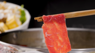 “好生态好品种好市场” 新龙村幸福养牛三重奏