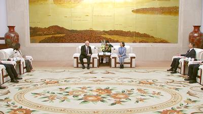 郭宁宁吴贤德会见美国檀香山市市长里克·布拉吉亚迪