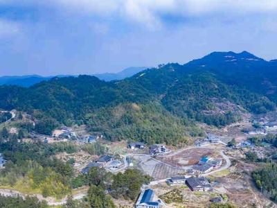 看永泰芹草村如何以“三变”实践破题乡村振兴