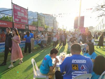 八闽美食嘉年华开市 门票成为“优惠券” “闽超”消费热全城