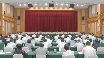 市委理论学习中心组学习会举行 树立和践行正确政绩观 从严从实做好巡视整改“后半篇文章”