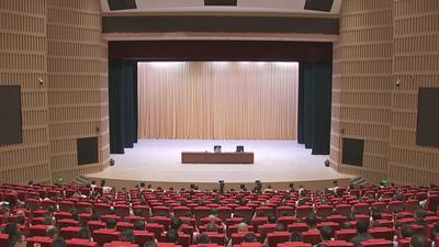 市委树立和践行正确政绩观学习教育专题党课暨全市警示教育会举行 郭宁宁讲授专题党课 吴贤德主持 牢固树立和践行正确政绩观 为人民出政绩以实干出政绩