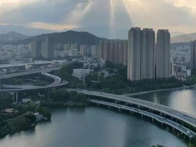 福州出现持续降雨 市排水公司排除23处积水隐患