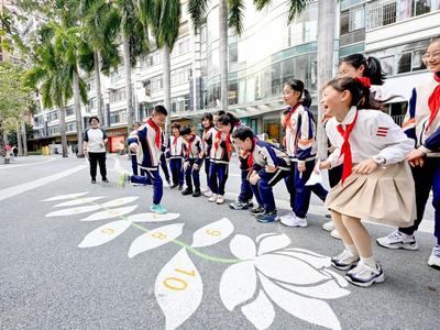 “小而美”适儿化改造绘就童趣家园 汤边社区儿童友好经验获全国推广