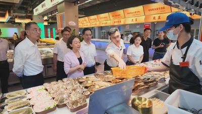 郭宁宁吴贤德“四不两直”检查食品安全工作 加强食品安全全链条监管 全力守护“舌尖上的安全”