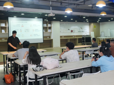 工人日报头版关注：福州有个工会“就业超市”